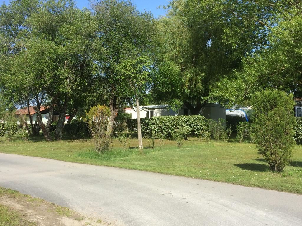 Camping Mussonville Soulac-sur-Mer Eksteriør billede